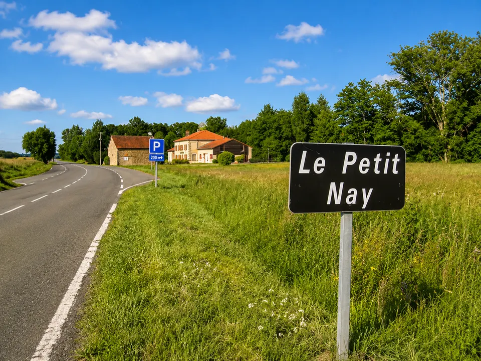 Petit Nay - Photo 31